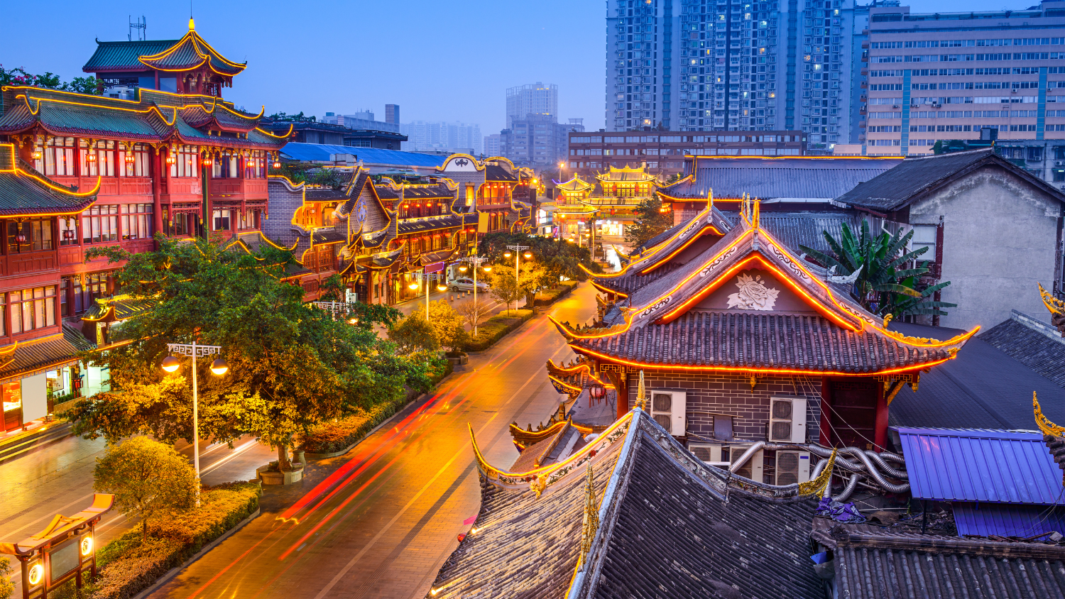 Nếu đã đến với Thành Đô thì hãy dành trọn vẹn một ngày để thỏa sức rong chơi tại nơi này nhé
