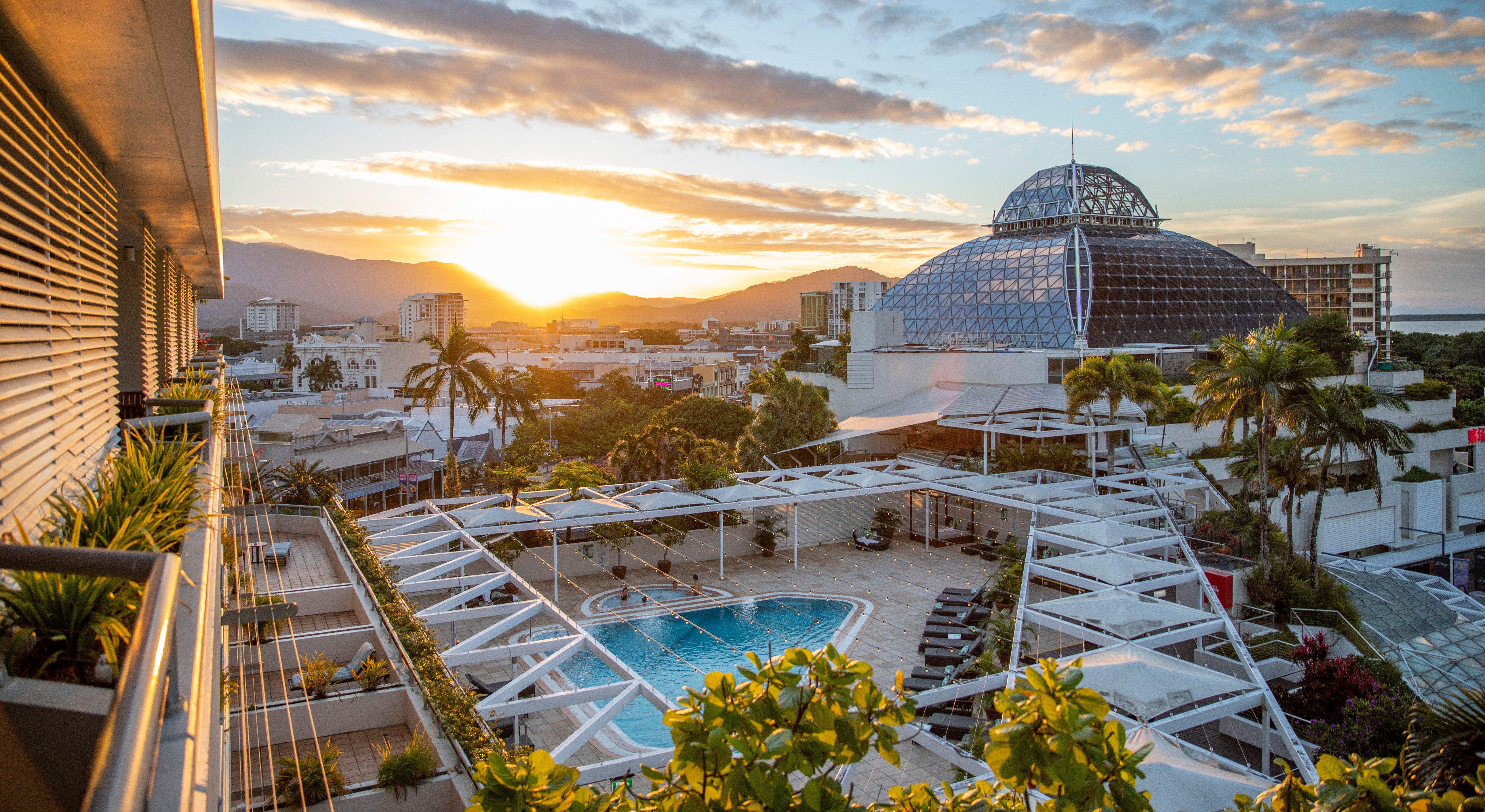 legend of the white snake lady online slot